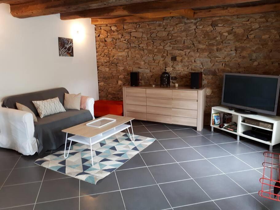 Charmante Maison Proche De Dinan -Dinard - St Malo Pleslin-Trigavou Exterior photo